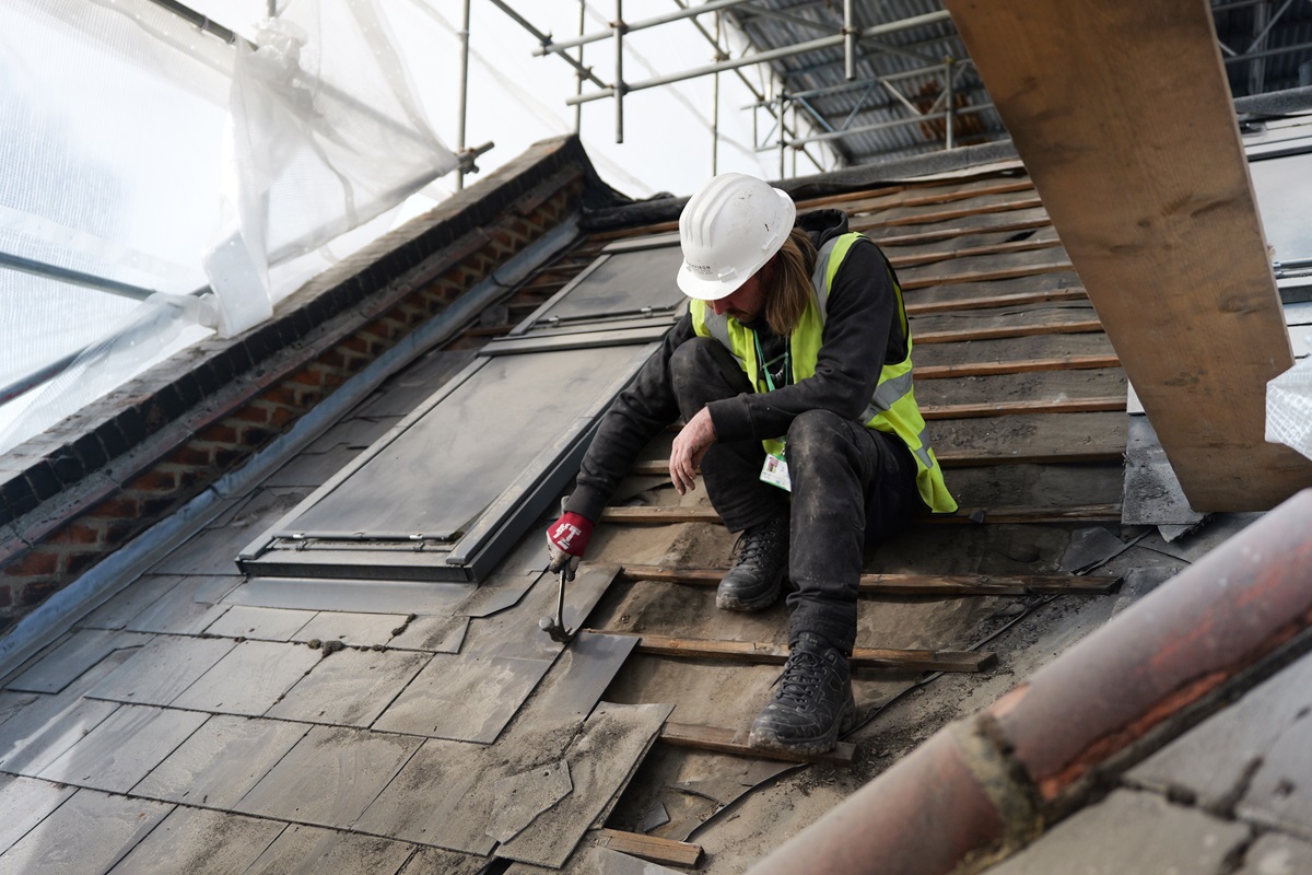 Can You Repair a Roof Without Replacing the Tiles?